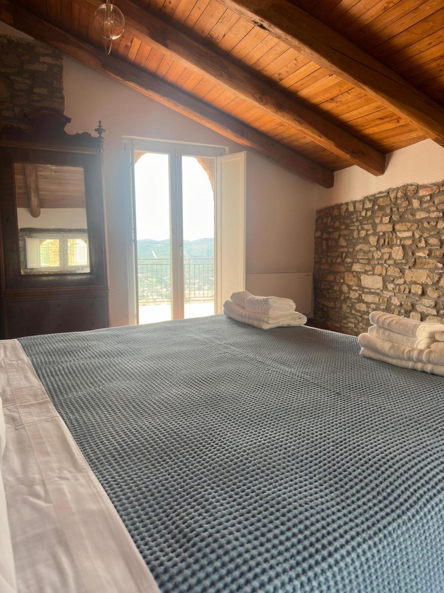 La Mansarda Bed & Breakfast Castellabate Exterior photo